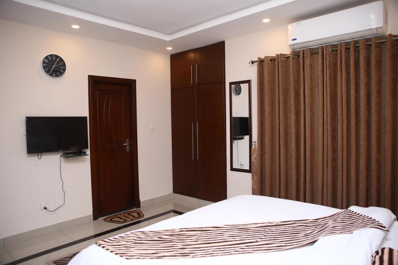 Hotel Safari Club 3 Bahria Town Rawalpindi Exterior foto